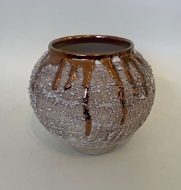 Textured Moon Jar with Copper Lustre - Alex McCarthy