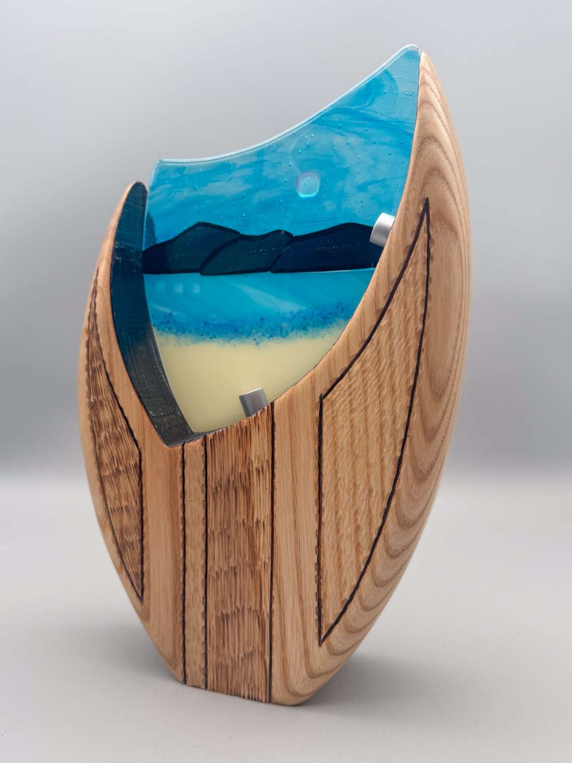 Pincer Sculpture Ash (SI356)