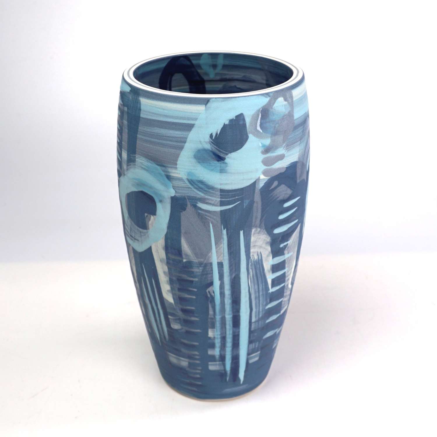 Water Wonders Curved Vase (ROG106)
