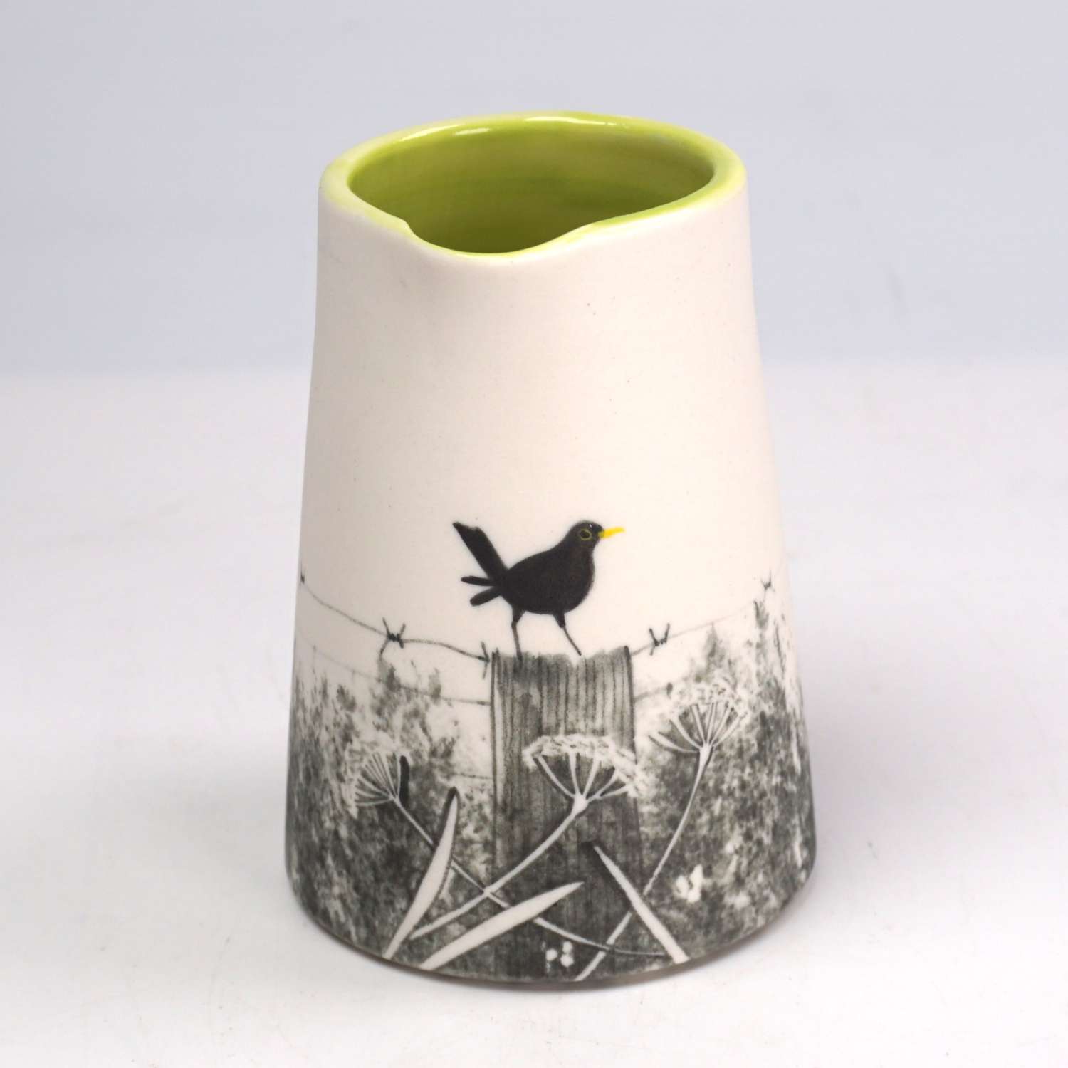 Hedgerow Pourer (BT16)